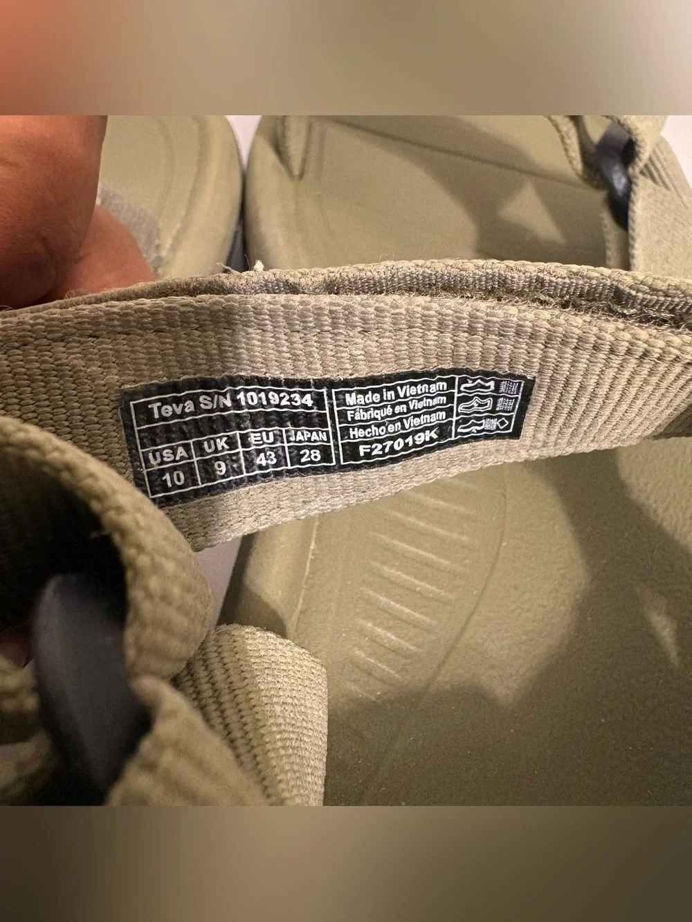 Teva Hurricane XLT2 Olive Green Hook-and-Loop Strapped Men's Sandals Like New